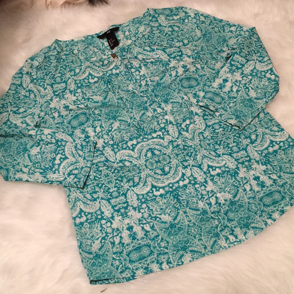 H&M | Teal and White Print Blouse